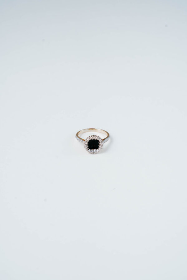 Omega Noir Ring - Image 3