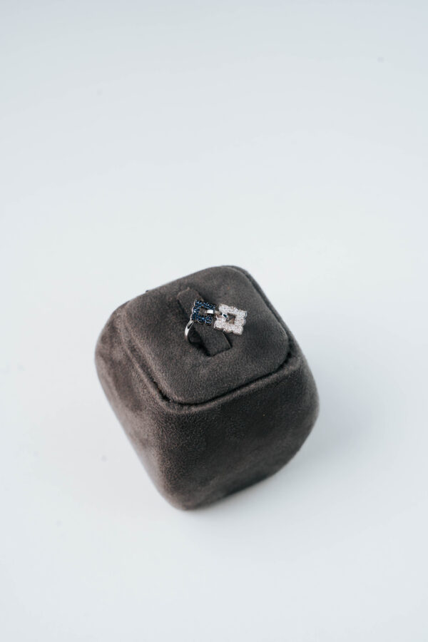 Claire Bleu Ring