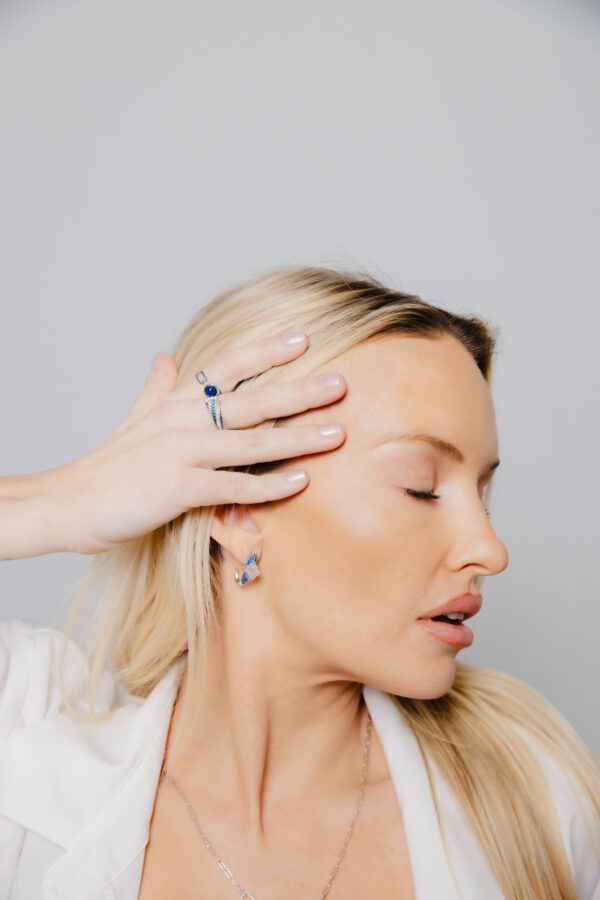 Hera Bleu Earrings - Image 7